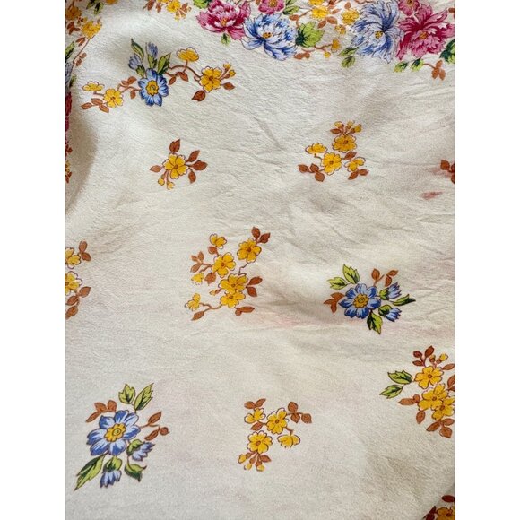 Vintage OSCAR DE LA RENTA Yellow Floral Washed Silk 25" x 25" Square Scarf - Picture 13 of 16